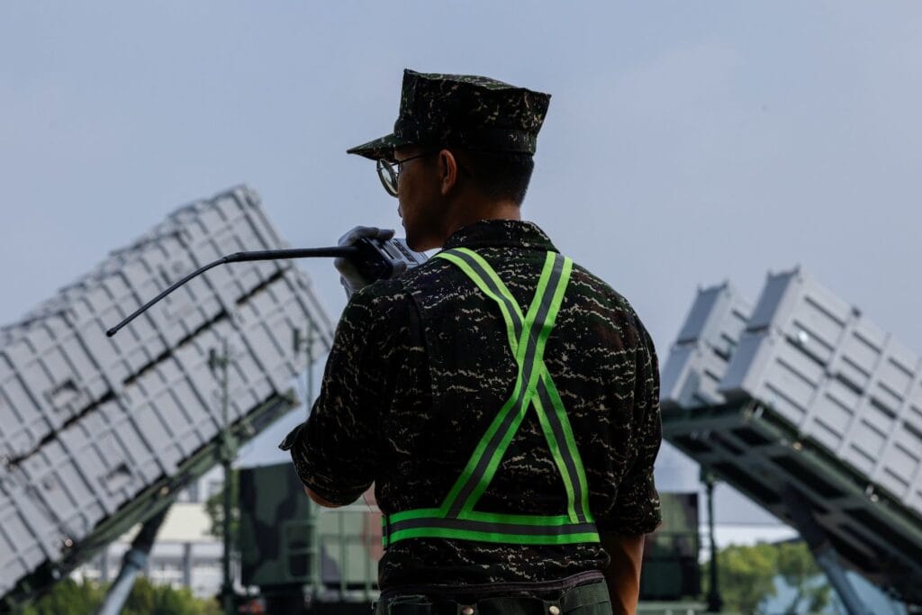 Hsiung Feng Hsiung Feng III and II mobile missile launchers are seen during Taiwanese President Lai Ching-te’s visit to a military base in response to recent Chinese military drills, in Taoyuan. (Top Image/ Reuters/ Tyrone Siu)